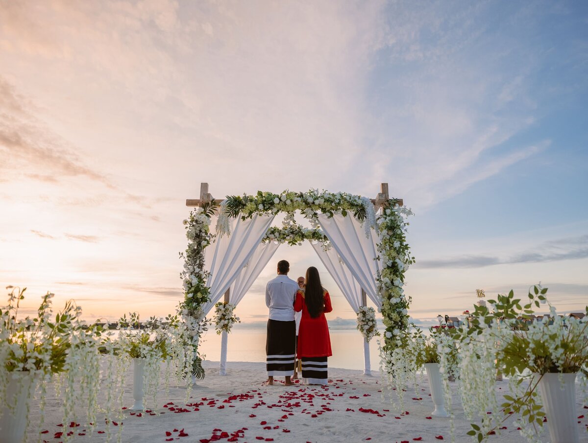 Địa điểm tổ chức đám cưới với các tác phẩm | Hard Rock Hotel Maldives