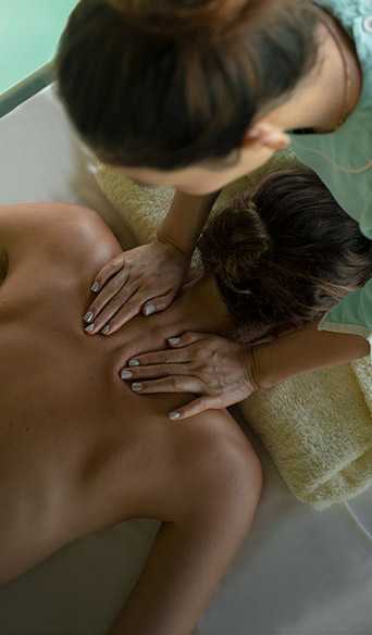 Massage và trị liệu toàn thân | Vakkaru Maldives